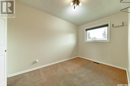 50 Buttercup Crescent Nw, Moose Jaw, SK - Indoor Photo Showing Other Room