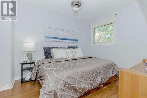 32 Simmons Boulevard, Brampton, ON - Indoor Photo Showing Bedroom