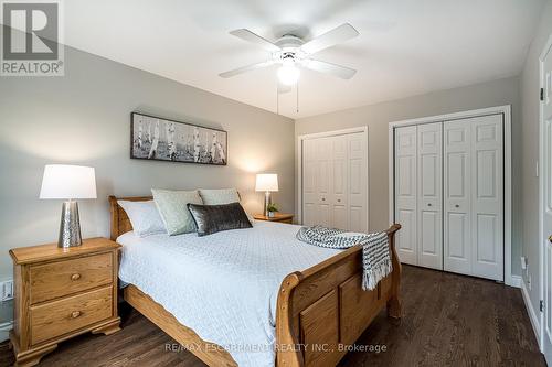 2120 Madden Boulevard, Oakville, ON - Indoor Photo Showing Bedroom