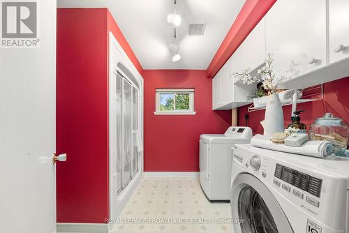 3343 Baker Road N, Hamilton Township, ON - Indoor Photo Showing Laundry Room