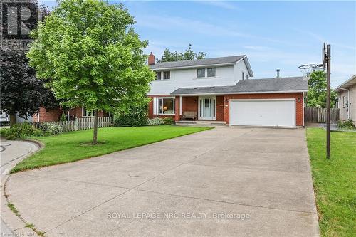 16 Dobbie Road, Thorold, ON - Outdoor With Facade