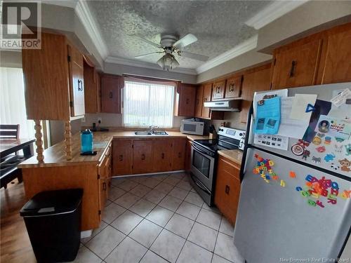 512 Four Roads Road, Six Roads, NB - Indoor Photo Showing Kitchen With Double Sink