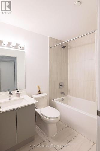 412 - 630 Greenwood Avenue, Toronto, ON - Indoor Photo Showing Bathroom