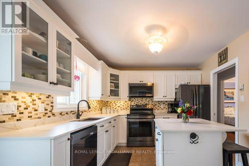 65 O'Neil Crescent, Quinte West, ON - Indoor Photo Showing Kitchen With Upgraded Kitchen