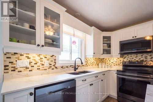65 O'Neil Crescent, Quinte West, ON - Indoor Photo Showing Kitchen With Double Sink