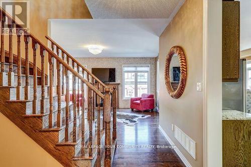 28 Linacre Drive, Richmond Hill (Oak Ridges), ON - Indoor Photo Showing Other Room