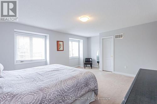 157 Manorheights Street, Richmond Hill, ON - Indoor Photo Showing Bedroom