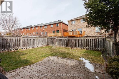 157 Manorheights Street, Richmond Hill, ON - Outdoor