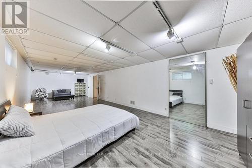 2225 Shardawn Mews, Mississauga, ON - Indoor Photo Showing Bedroom