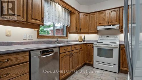 23 - 570 West Street, Brantford, ON - Indoor Photo Showing Kitchen With Double Sink