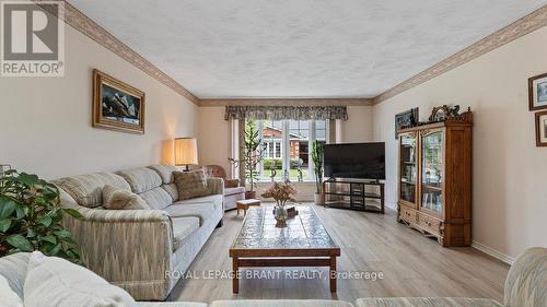 23 - 570 West Street, Brantford, ON - Indoor Photo Showing Living Room