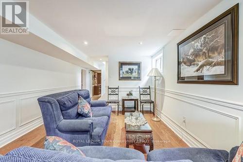 207 Mcgill Street, Mississauga, ON - Indoor Photo Showing Living Room