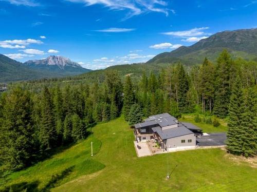 105 Castle Mountain Road, Fernie, BC - Outdoor With View
