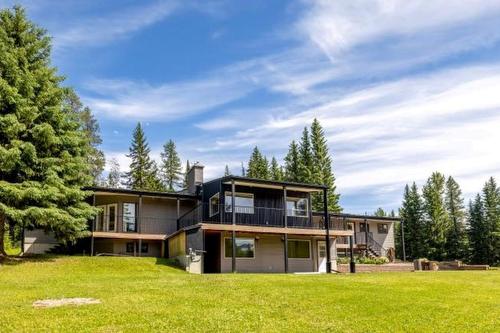 105 Castle Mountain Road, Fernie, BC - Outdoor With Deck Patio Veranda