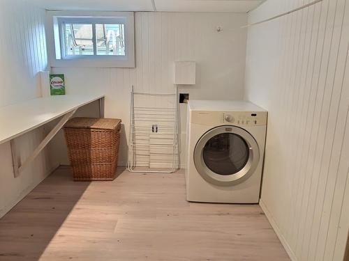 Laundry room - 53 Rue Principale N., Saint-Bruno-De-Guigues, QC - Indoor Photo Showing Laundry Room