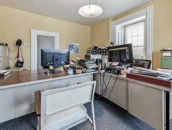 Secretaries' office - 