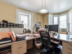 Secretaries' office - 