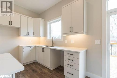 150 Michael'S Way, Prince Edward County, ON - Indoor Photo Showing Kitchen
