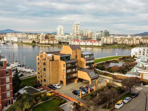 702-640 Montreal St, Victoria, BC - Outdoor With Body Of Water With View