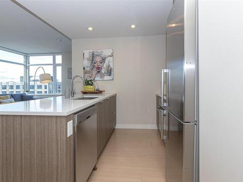 711-728 Yates St, Victoria, BC - Indoor Photo Showing Kitchen With Upgraded Kitchen
