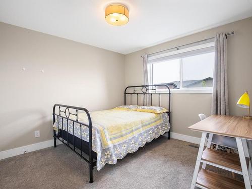 103-580 Sedona Drive, Kamloops, BC - Indoor Photo Showing Bedroom