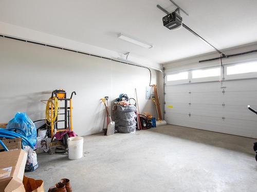 103-580 Sedona Drive, Kamloops, BC - Indoor Photo Showing Garage