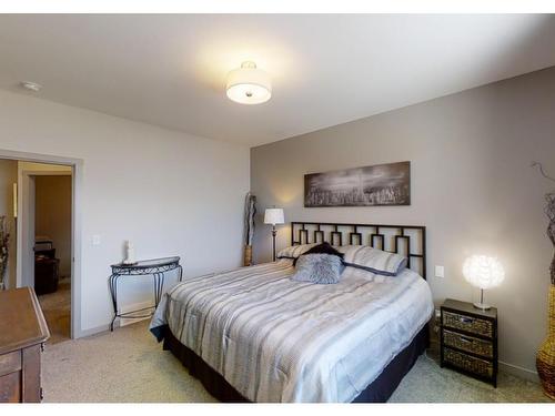 2200 Doubletree Cres, Kamloops, BC - Indoor Photo Showing Bedroom