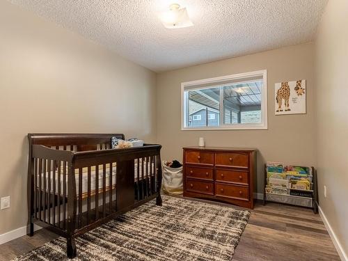 616 Pine Street, Ashcroft, BC - Indoor Photo Showing Bedroom