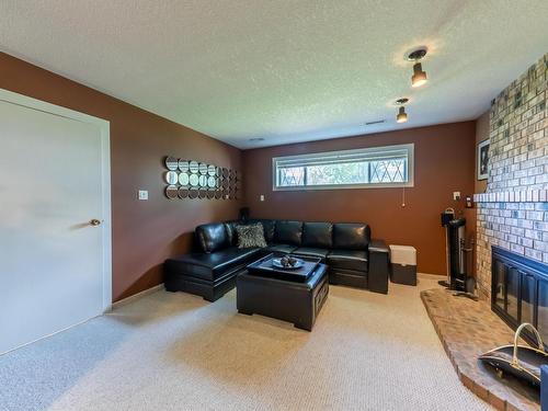 720 Gleneagles Drive, Kamloops, BC - Indoor With Fireplace