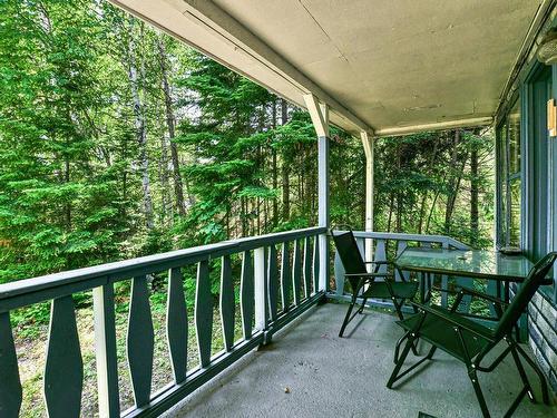 Terrasse - 106 Ch. Chaperon, Saint-Donat, QC - Outdoor