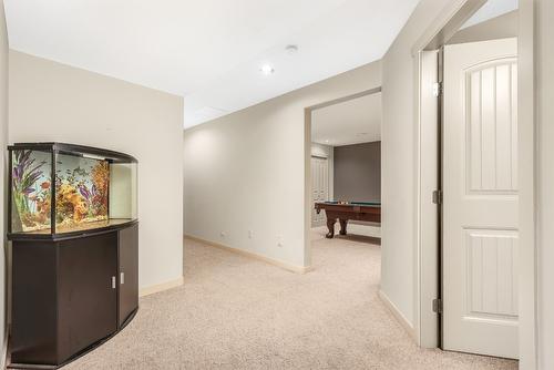 4979 Windsong Crescent, Kelowna, BC - Indoor Photo Showing Other Room