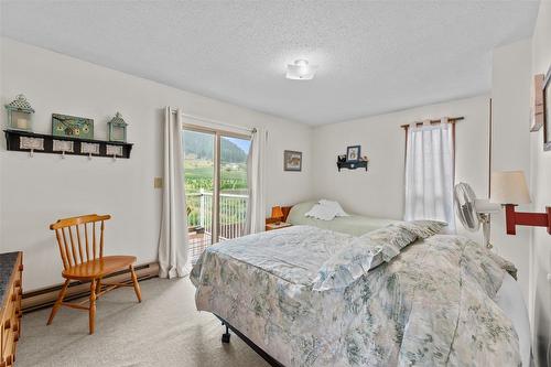 457 Valley Road, Kelowna, BC - Indoor Photo Showing Bedroom