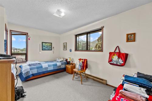 457 Valley Road, Kelowna, BC - Indoor Photo Showing Bedroom