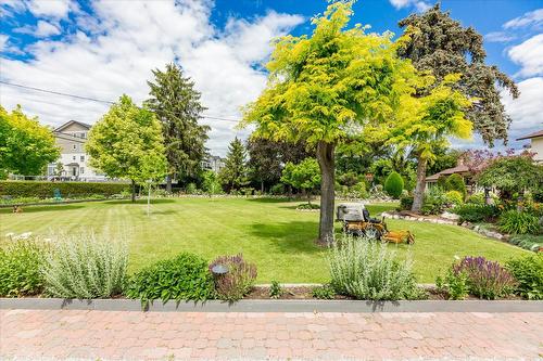 457 Valley Road, Kelowna, BC - Outdoor