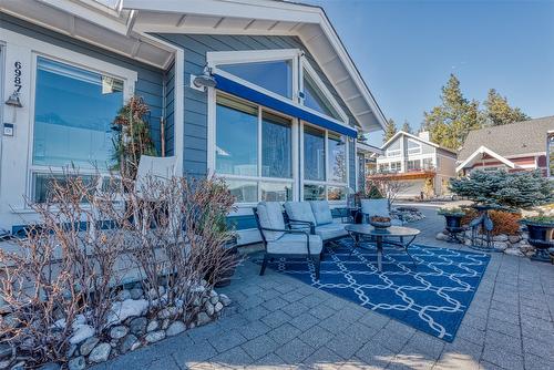431-6987 Terazona Drive, Kelowna, BC - Outdoor With Deck Patio Veranda