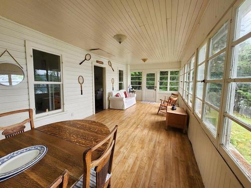 VÃ©randa - 589 Ch. Macdougall, Brownsburg-Chatham, QC - Outdoor With Deck Patio Veranda With Exterior