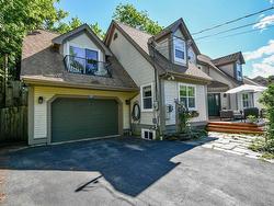 27 Lake Drive  Bedford, NS B4A 1J1