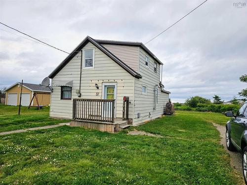 37 Winona Street, Glace Bay, NS 