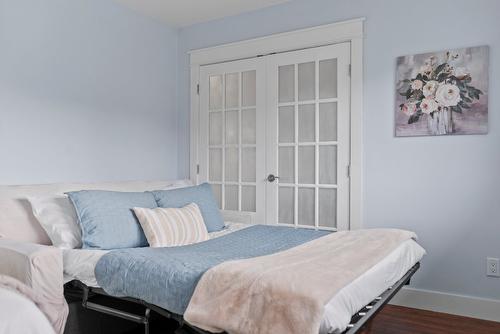 845 Richter Street, Kelowna, BC - Indoor Photo Showing Bedroom