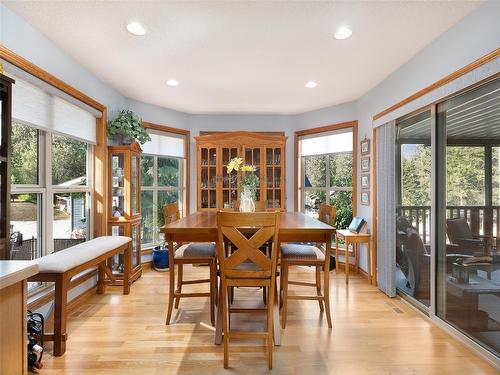 98 Morninngside Drive, Vernon, BC - Indoor Photo Showing Dining Room