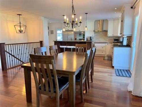 523 Stonor Street, Summerland, BC - Indoor Photo Showing Dining Room