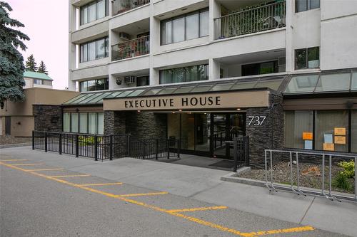 807-737 Leon Avenue, Kelowna, BC - Outdoor With Balcony