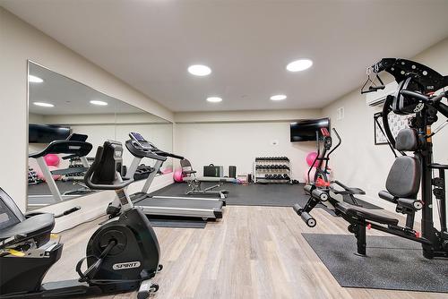311-3865 Truswell Road, Kelowna, BC - Indoor Photo Showing Gym Room