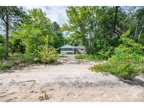 150 Pine Point Road, Deep River, ON 