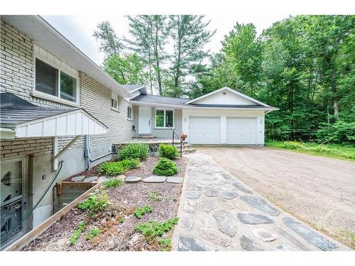150 Pine Point Road, Deep River, ON 