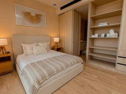 Master bedroom - 