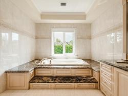 Ensuite bathroom - 