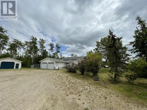 9885 73 Avenue, Fort St. John, BC - Outdoor