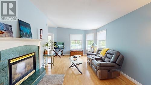 9885 73 Avenue, Fort St. John, BC - Indoor Photo Showing Living Room With Fireplace