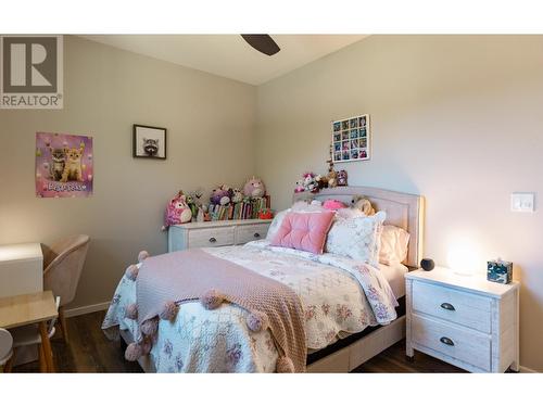 1500 Holland  Street, Nelson, BC - Indoor Photo Showing Bedroom